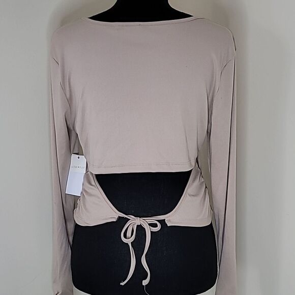 Ultra Flirt Juniors' Open-Back Top - Picture 3 of 3